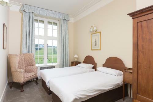 Bed & Breakfast West Dean College