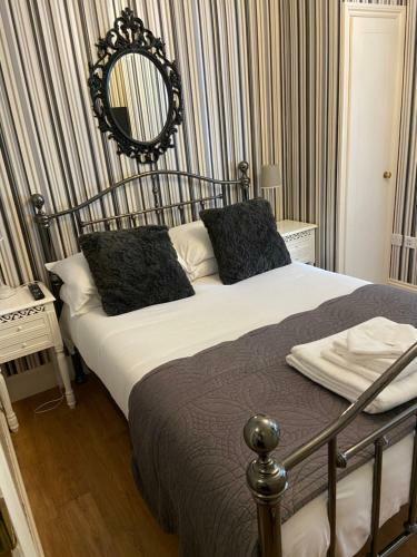 Bed & Breakfast Dunedin Country House