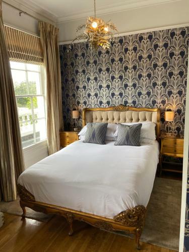 Bed & Breakfast Dunedin Country House