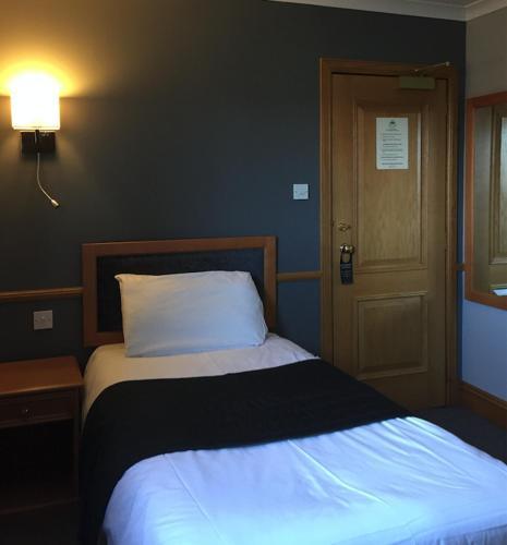 New Inn Hotel