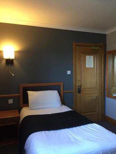 New Inn Hotel