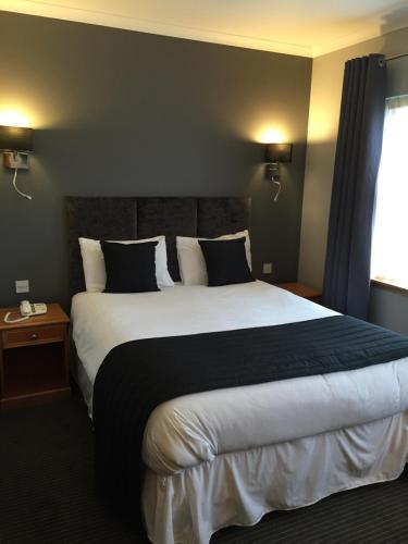 New Inn Hotel