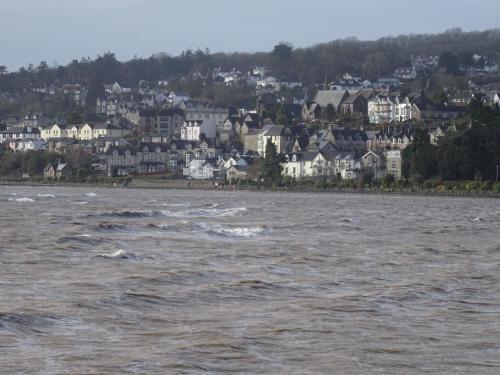 Kents Bank Holiday - Pet Friendly With Bay Views