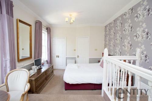 Woodlands Lodge Hotel