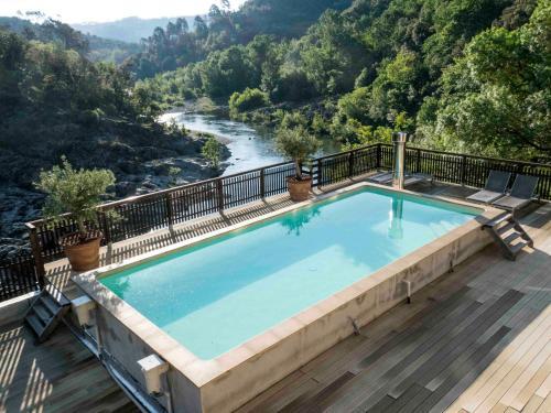 Bed & Breakfast La Papeterie De Corb�s