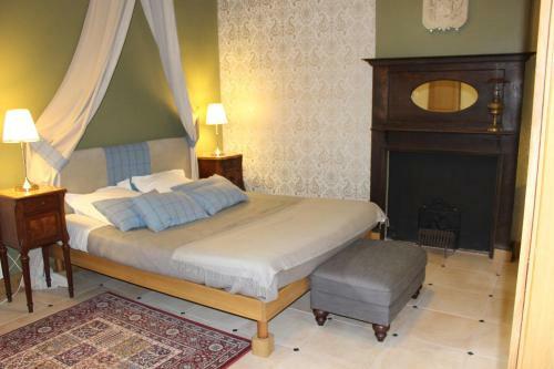 Bed & Breakfast Ferme-ch�teau De Cordey & Spa