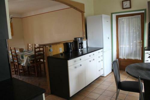 Grande Maison Dans Village Viticole
