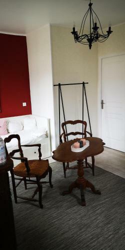 Bed & Breakfast La Cour Du Puits, Chambre Colyn