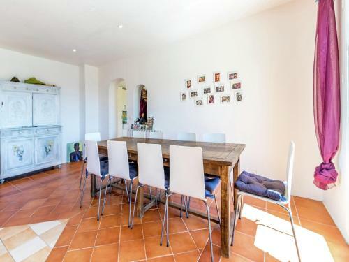 Quirky Villa In Contignac With A Private Pool