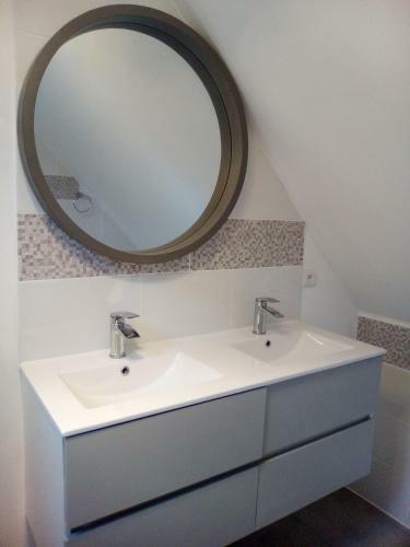 Fantastic Four Bedroom Villa Minutes From Disneyland Paris.