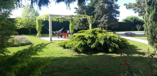 Belle Maison Charentaise Avec Piscine Privee