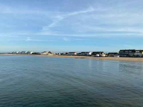Charmante Maisonnette � 100m De La Plage