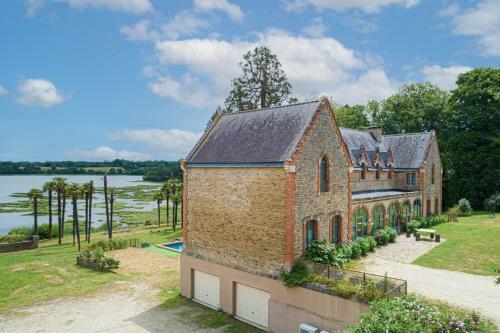 Le Manoir De Plessis Kaer