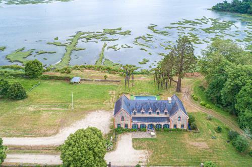 Le Manoir De Plessis Kaer