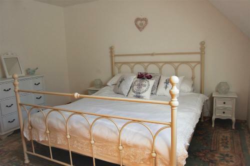Coet Moru Gites Lavender Cottage