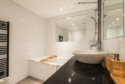Apartment Padouk Moriond Courchevel - By Emerald Stay