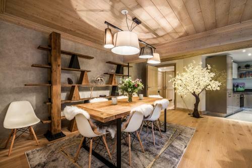 Apartment Padouk Moriond Courchevel - By Emerald Stay