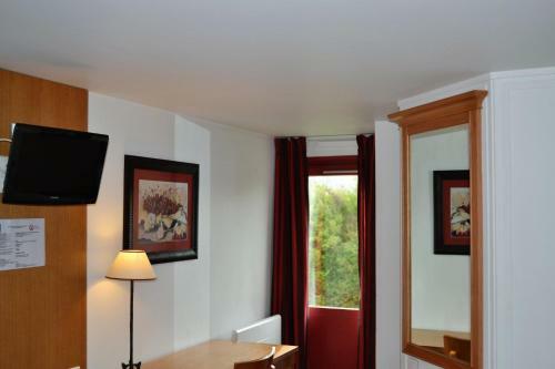 Hotel Kyriad Chantilly Nord St Maximin