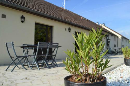 Hotel Kyriad Chantilly Nord St Maximin