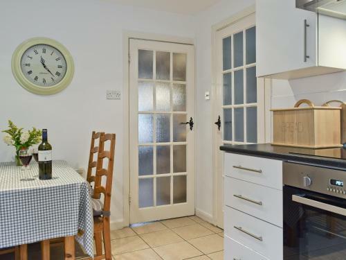 Hill View Cottage