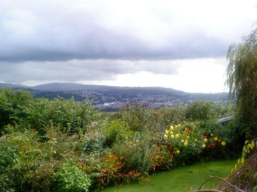 Hostal Cwmbach Guest House