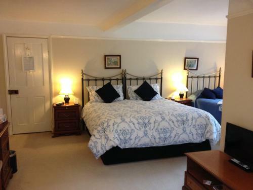 Clayhill House Bed & Breakfast