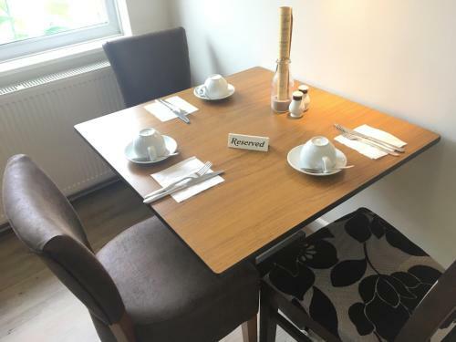 Penny Farthing Hotel & Cottages