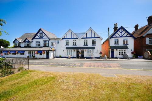 Penny Farthing Hotel & Cottages