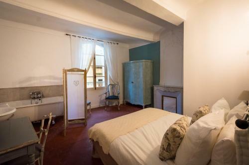 Hostal Les Chambres De Charlotte