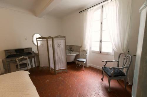 Hostal Les Chambres De Charlotte