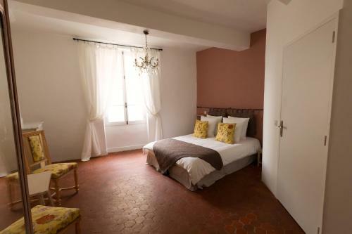 Hostal Les Chambres De Charlotte