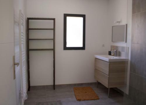 Villa En Campagne Proven�ale Avec Piscine
