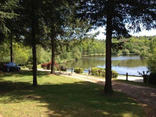 Serene Holiday Home In Cussac With Private Terrace, Barbeque