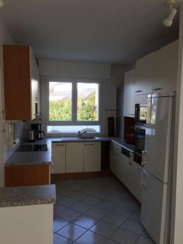 17 Rue Des Sarcelles