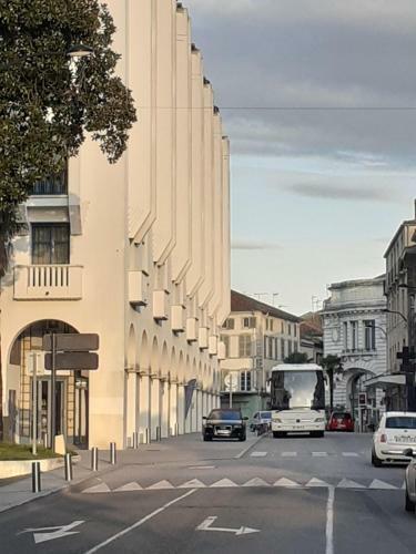 Apartamento Dax � Pied! T1 2 �toiles Centre Ville Balcon