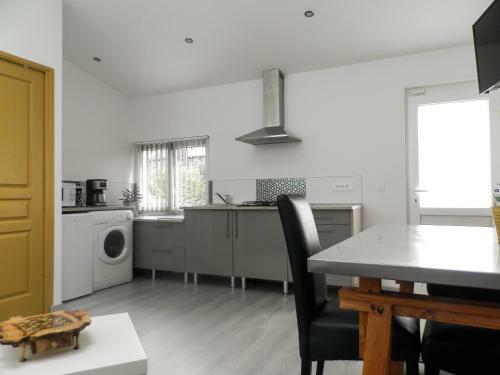 G�te de Vac's Et D'affaires � Deville Secteur Montherm� - Ardennes