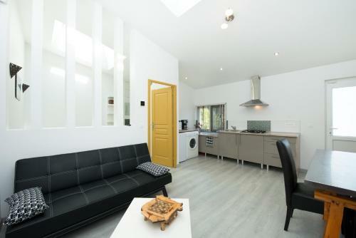 G�te de Vac's Et D'affaires � Deville Secteur Montherm� - Ardennes