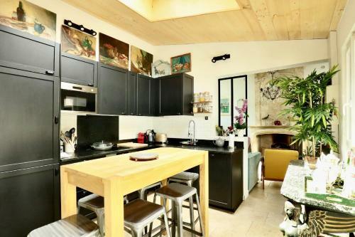 Maison De Charme � Cot� De L'hippodrome
