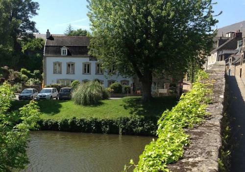 Val Rive - Monet Apartment