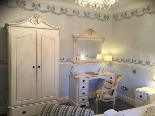 Plas Y Dderwen Bed And Breakfast