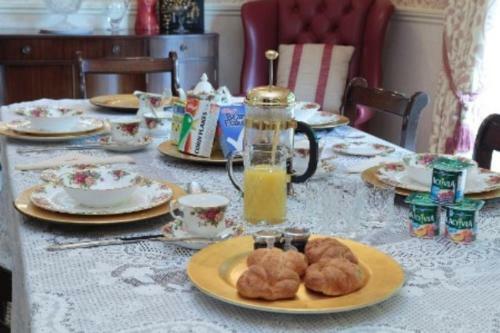 Plas Y Dderwen Bed And Breakfast