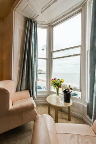 Hostal Gwesty'r Marine Hotel & Spa