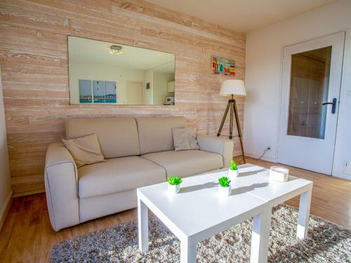 Apartment Ker Enclos-2