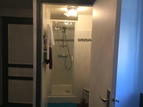 Hostal L Entrepote