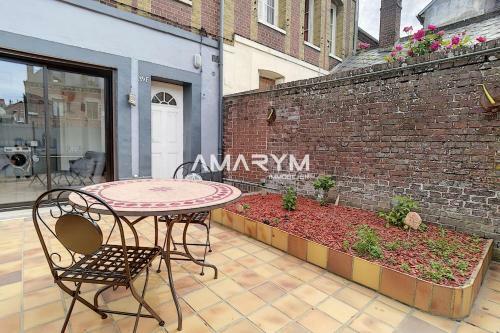 Maison De Ville Avec Terrasse