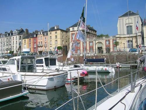 Apartamento Le Studio Du Bout Du Quai Vue Port 2pers. � Dieppe