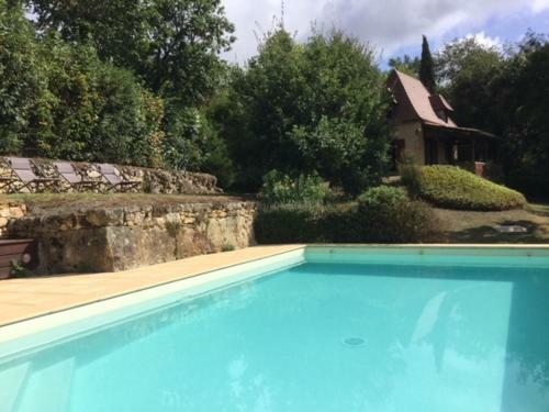 Villa Dans La Bastide de Domme - Piscine Chauff�e, Parking Priv�
