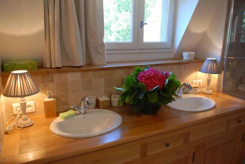 Bed & Breakfast Le Manoir Du Rocher