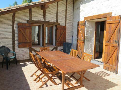 Holiday Home La Grange Jacques