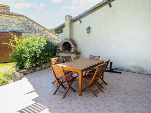 Holiday Home Le Pigeonnier Jacques